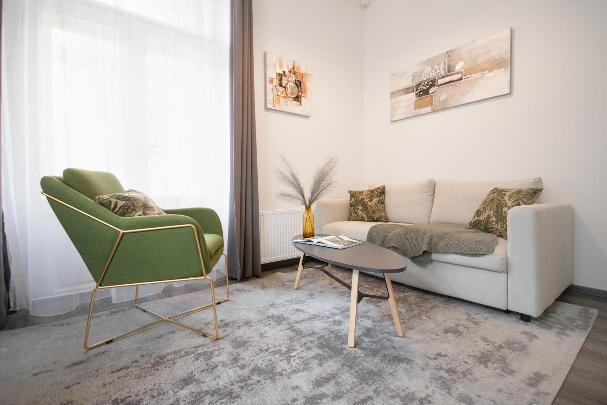 Coru House Apartmán *